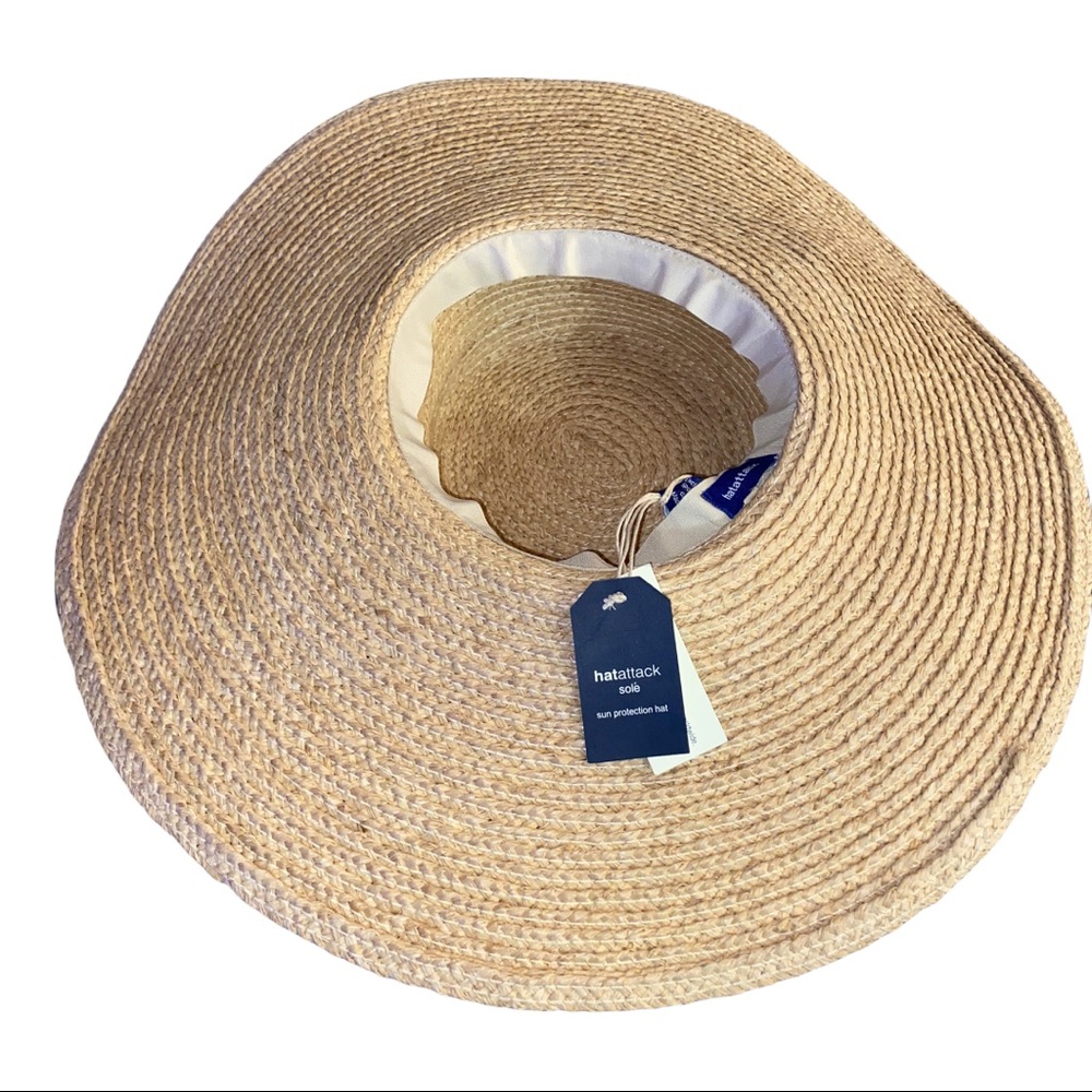 hat attack sun hat - Picture 2 of 6